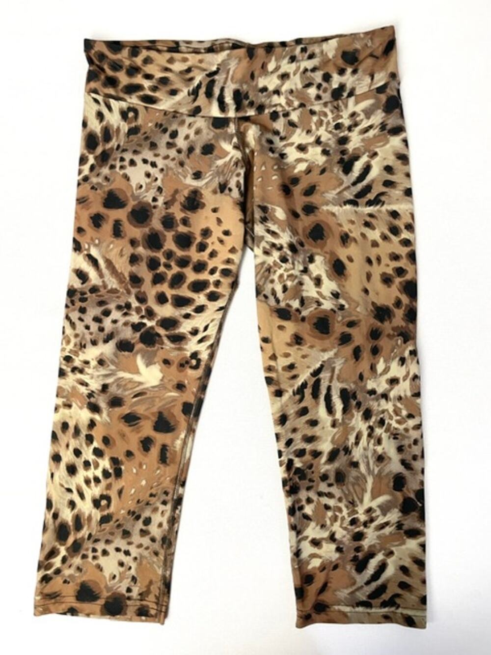 Zweet Sport Leopard Animal Print Cropped Yoga Leggings NWT Size M Athleisure